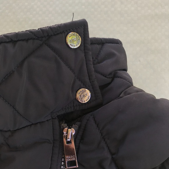 MNY Polyester sz M black puffy performance vest - Picture 5 of 5